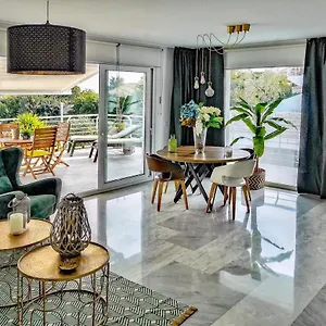 Panoramic Apartment